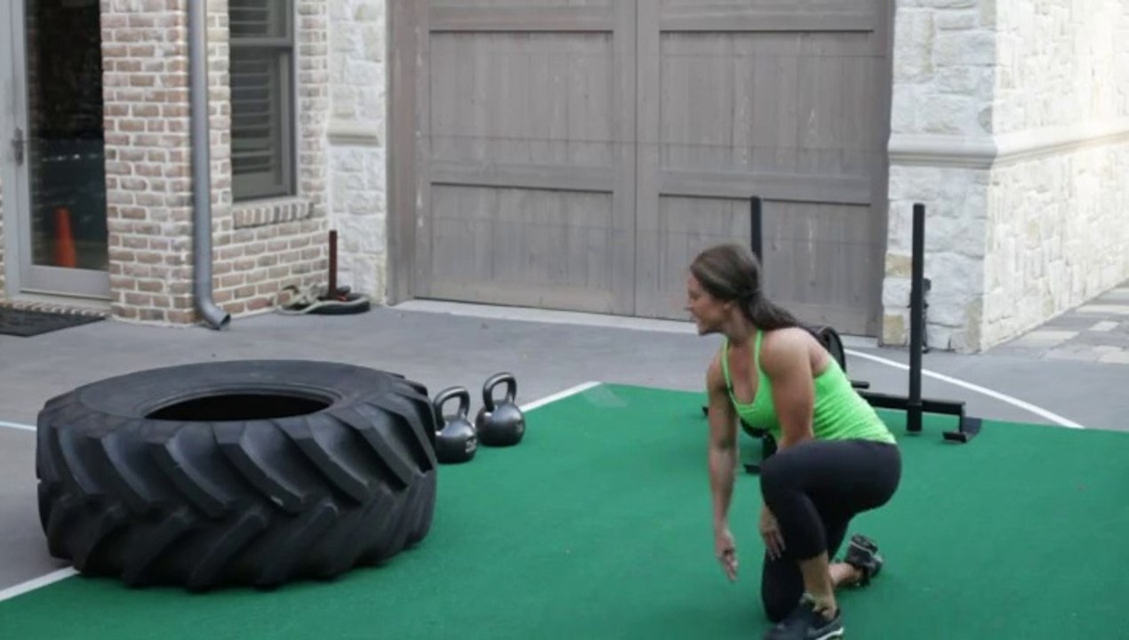 A Thighs-to-Knees Ab Exercise