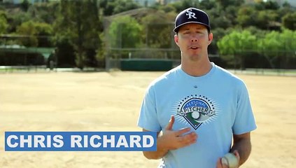 How to Throw a Curveball in Baseball With a Lot of Break