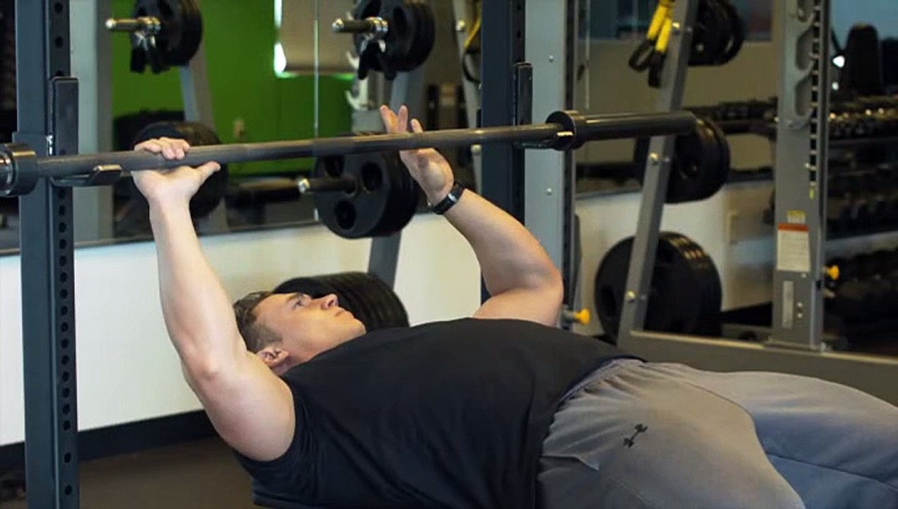 Where to Hold the Barbell for a Close Grip