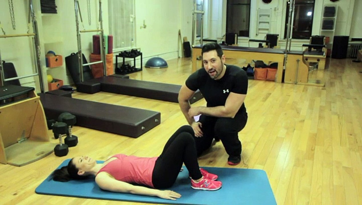 Step-by-Step Instructions for Butt & Ab Exercises With No Equipment