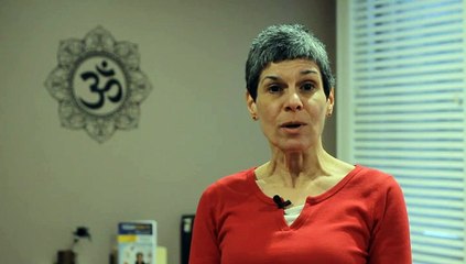 How to Do a Stretch Exercise With the Elastic Rope