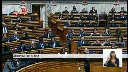 El Gobierno socialista luso supera la moción de rechazo