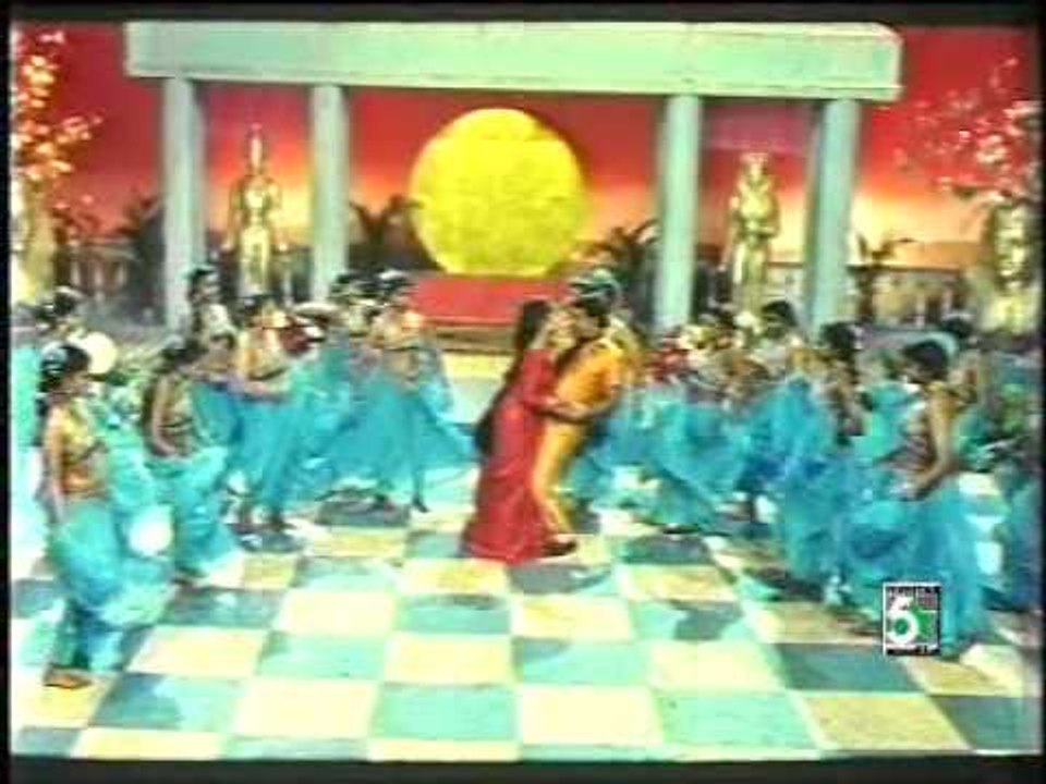Ponnoonjal Aaduthu Amman Kovil Vasalile Tamil Movie HD Video Song