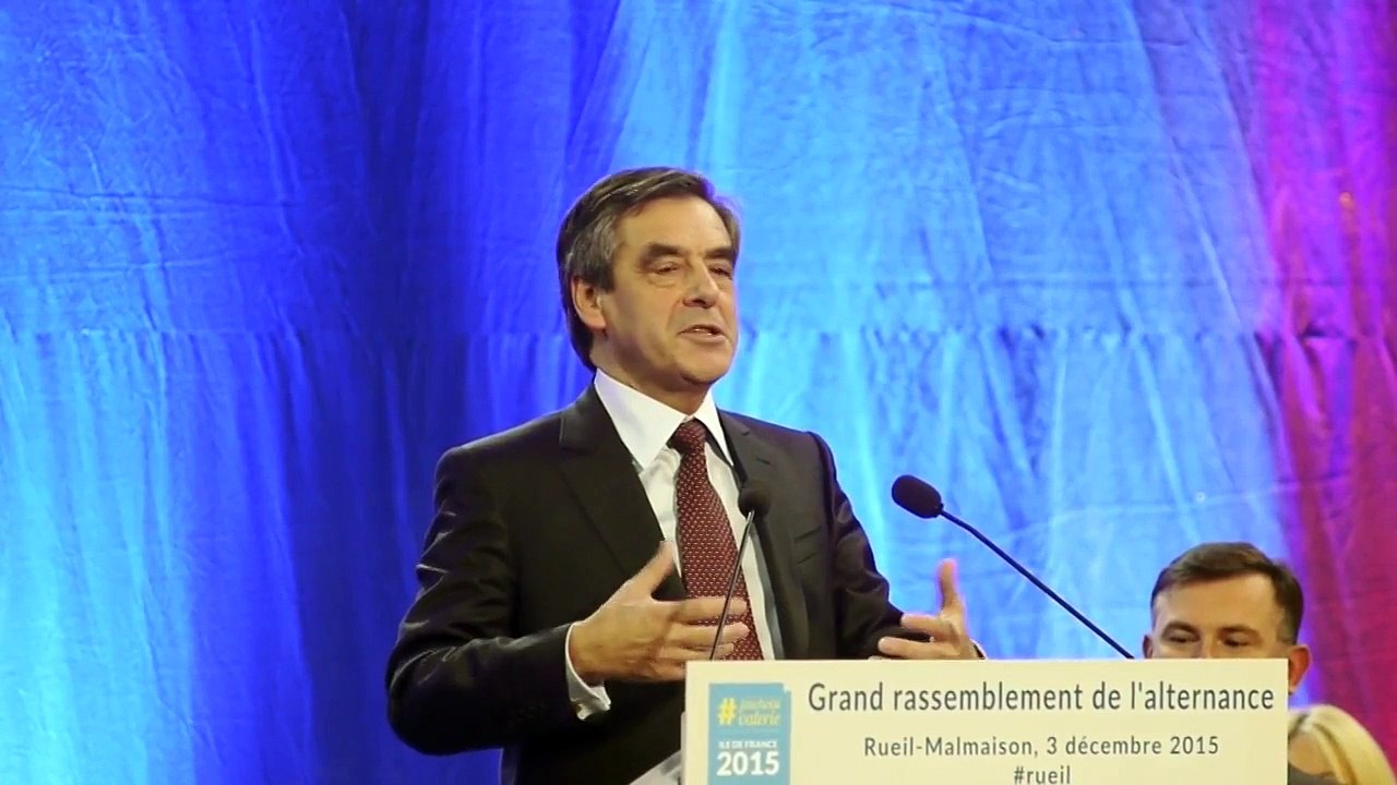 Grand meeting régional d'avant 1er tour de Valérie Pécresse le 03/12/2015 à Rueil - François Fillon