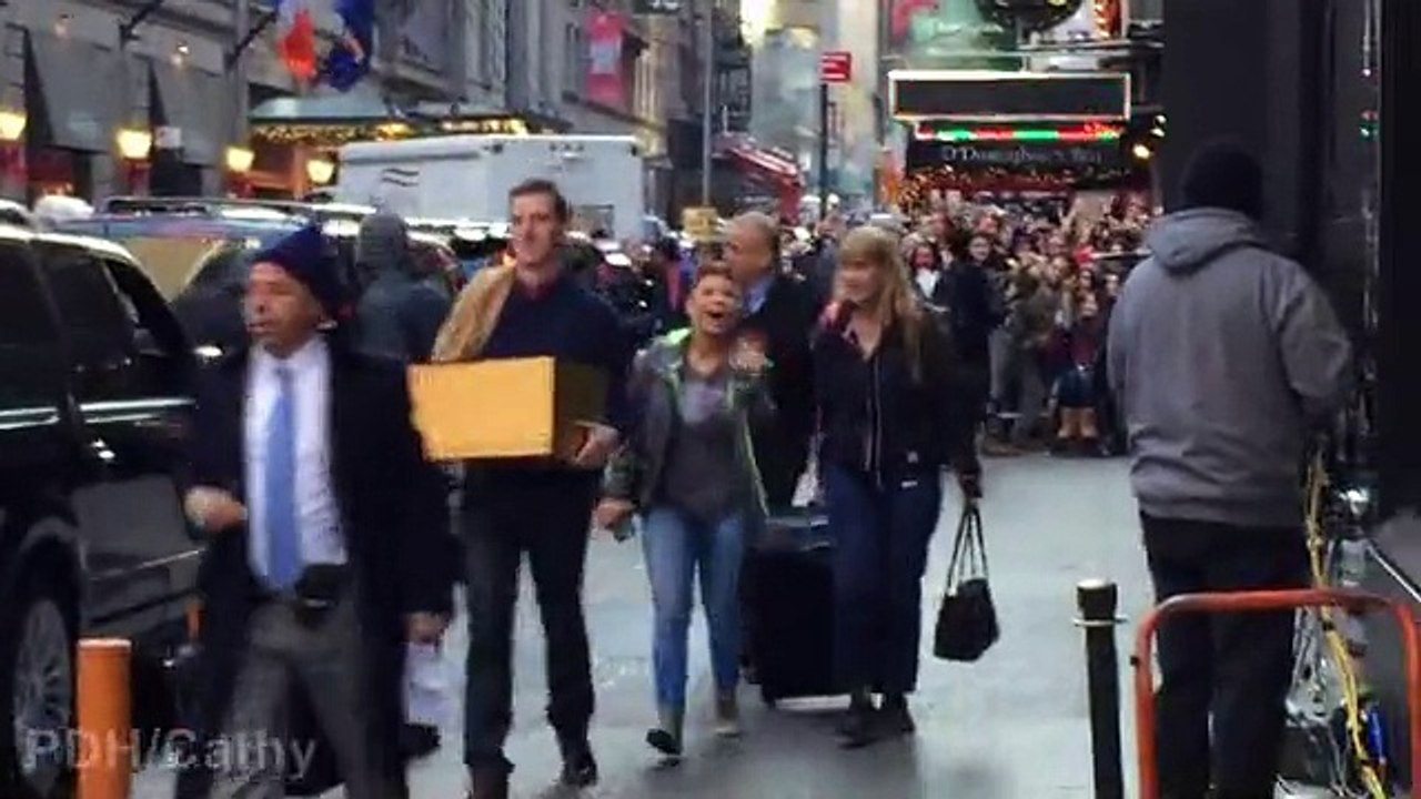 Derek Bindi Times Square