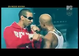 La Fouine au concert de Booba - Reste En Chien Live 'Zenith'