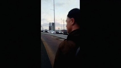 Bizarre skateboard stunt on bridge (gone wrong) in Rotterdam