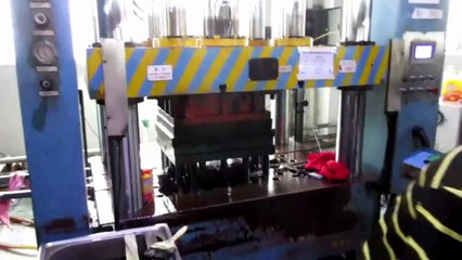 Herrajes para Muebles de Cocina - China: Fregaderos de Cocina / Production 2