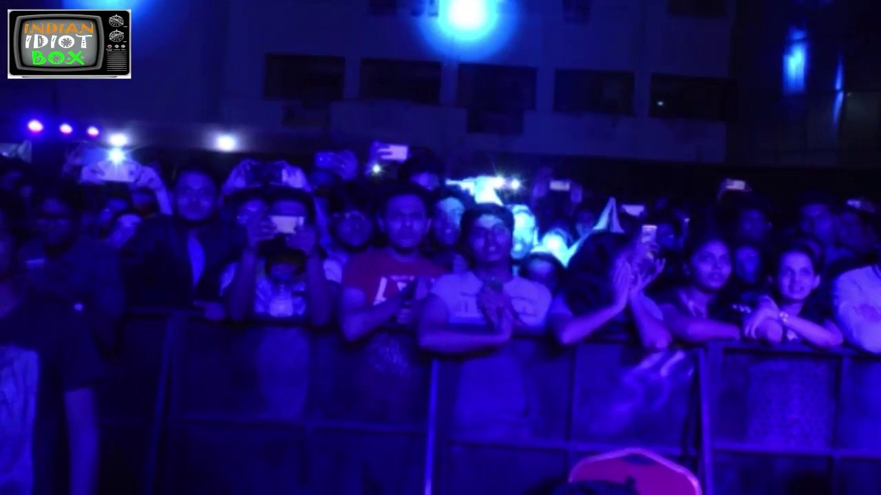 "MITHIBAI COLLEGE FESTIVAL" II "ATTEND ACTOR GIRISH KUMAR"