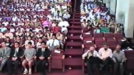 کراچی میں اسلامی مرکز کو سینما گھر میں تبدیل کردیا گیا