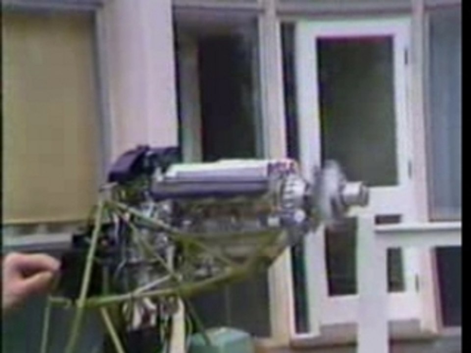 Rolls-Royce Merlin miniature !