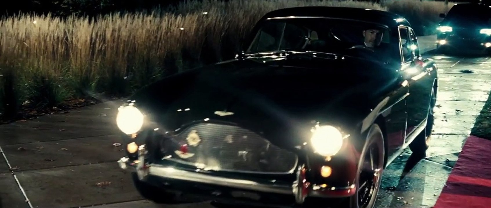 NEW 'Batman v Superman- Dawn of Justice' Trailer