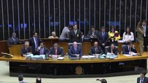 Congresso abre oficialmente processo de impeachment