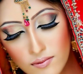 Make Your Eyes Look Attractive