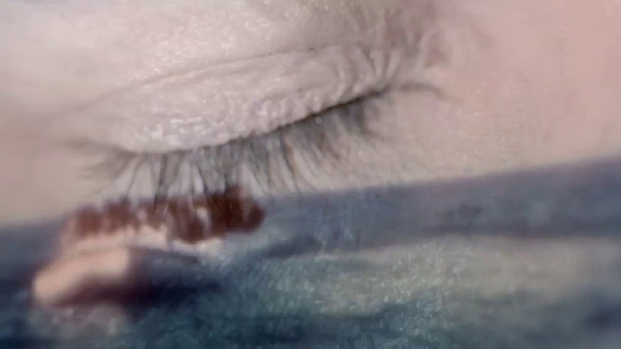 BETC Paris pour Amnesty International - «Regards» - décembre 2015