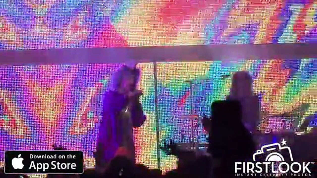 Miley Cyrus and Her Dead Petz Tour - music-store.co