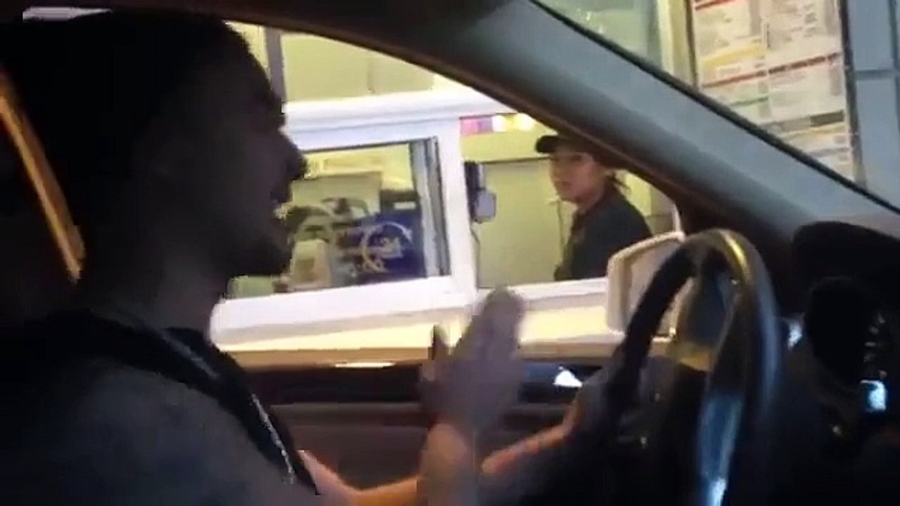 Четко зачитал заказ