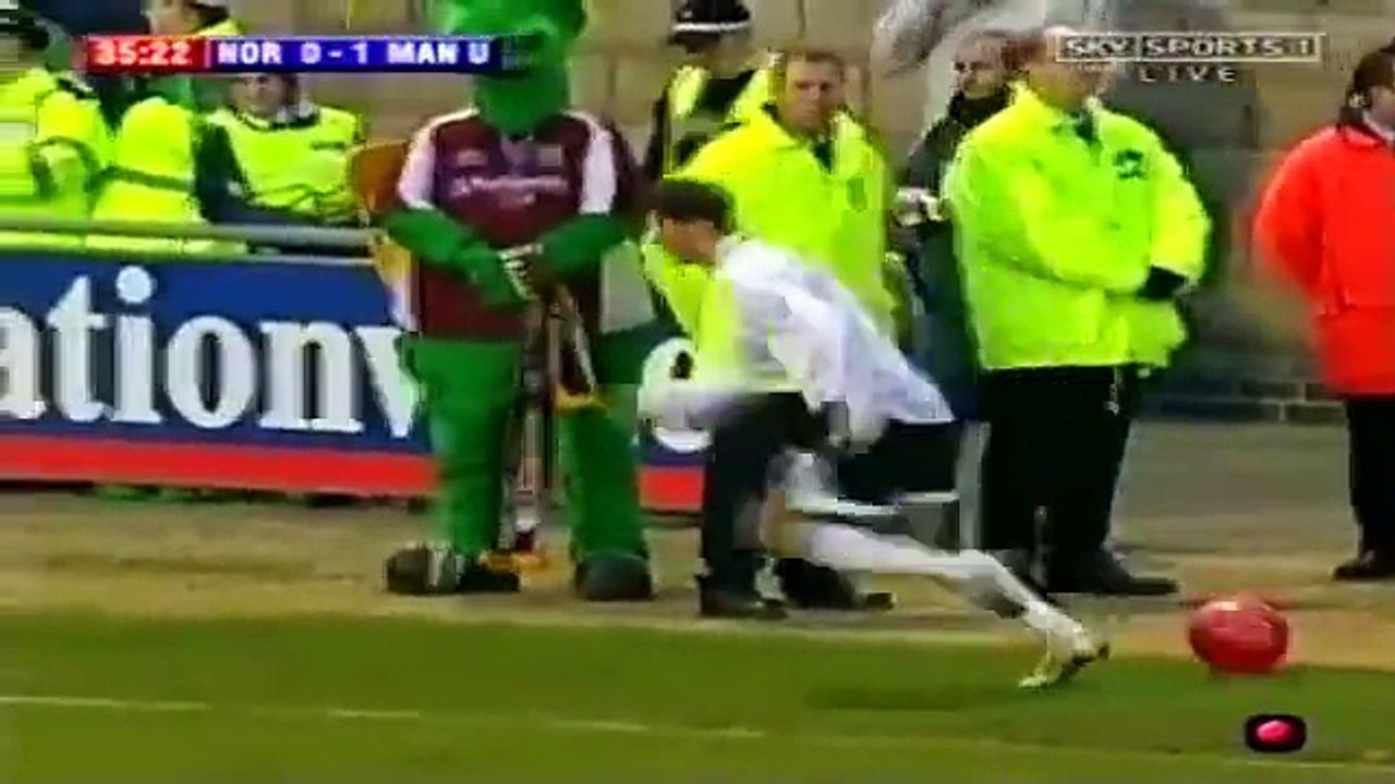 Cristiano Ronaldo Vs Northampton Away (25-01-2004)