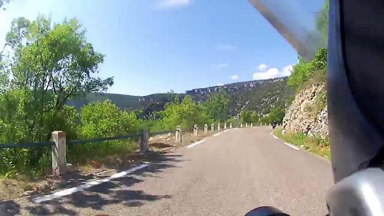 Gorges de la Nesque (84) en mode Benny Hill (accéléré)