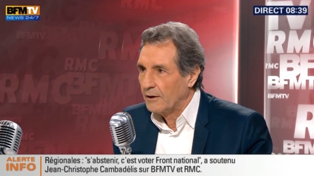A deux jours des régionales, les journalistes s'acharnent à poser des questions sur le FN