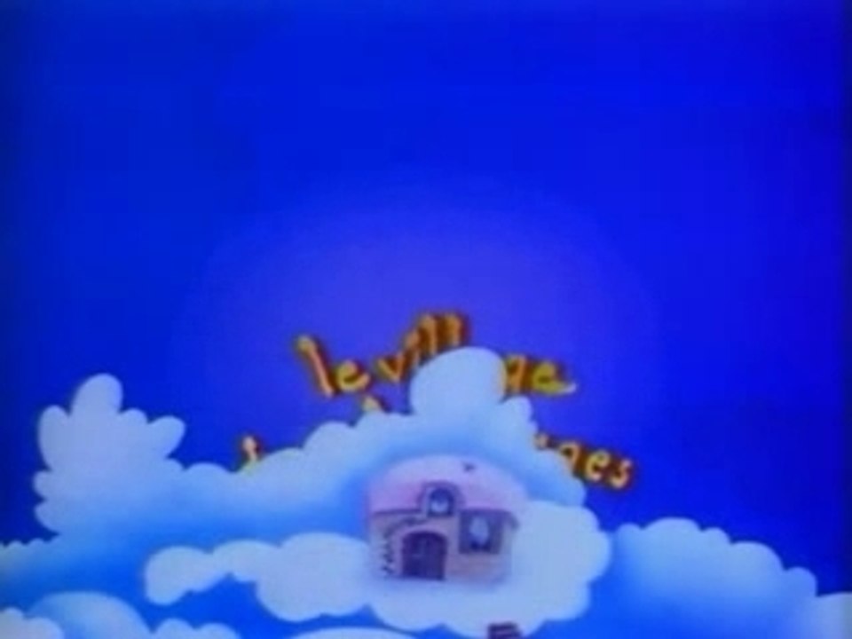 Village Dans Les Nuages