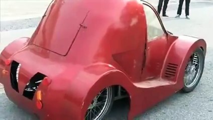 Pakistnai students have made a car which consumes less fuel