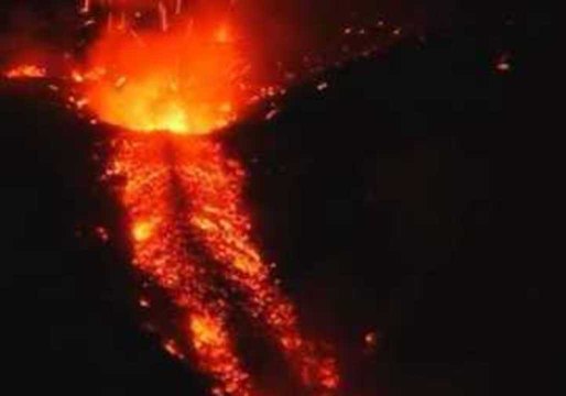 Nicaragua's Momotombo Volcano Erupts for First Time in 110 Years