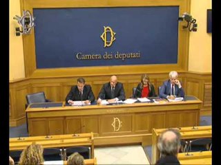 Roma - Conferenza stampa di Edmondo Cirielli (04.12.15)