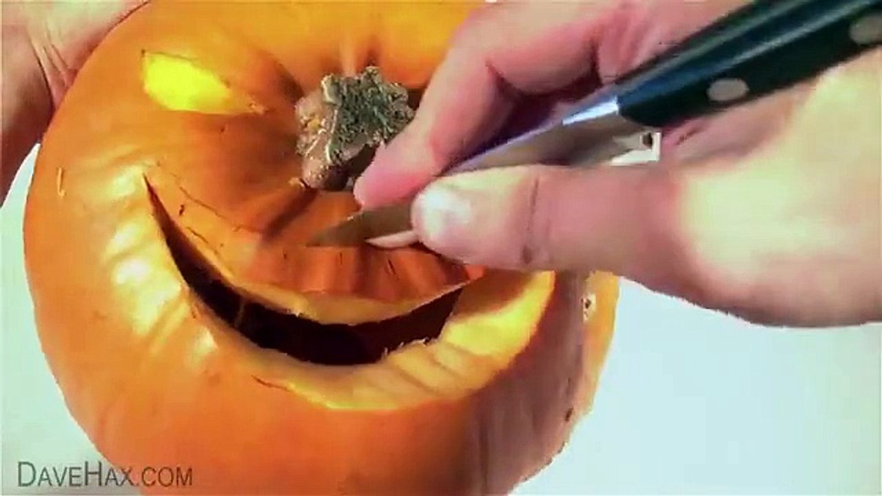 How to Carve Halloween Pumpkins