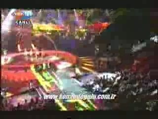 kenan doğulu shake it up shekerim(semi fina)