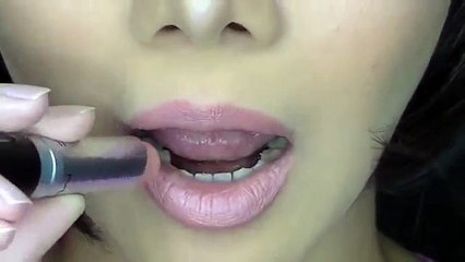 Glitter Bibir (Sparkling Lips)