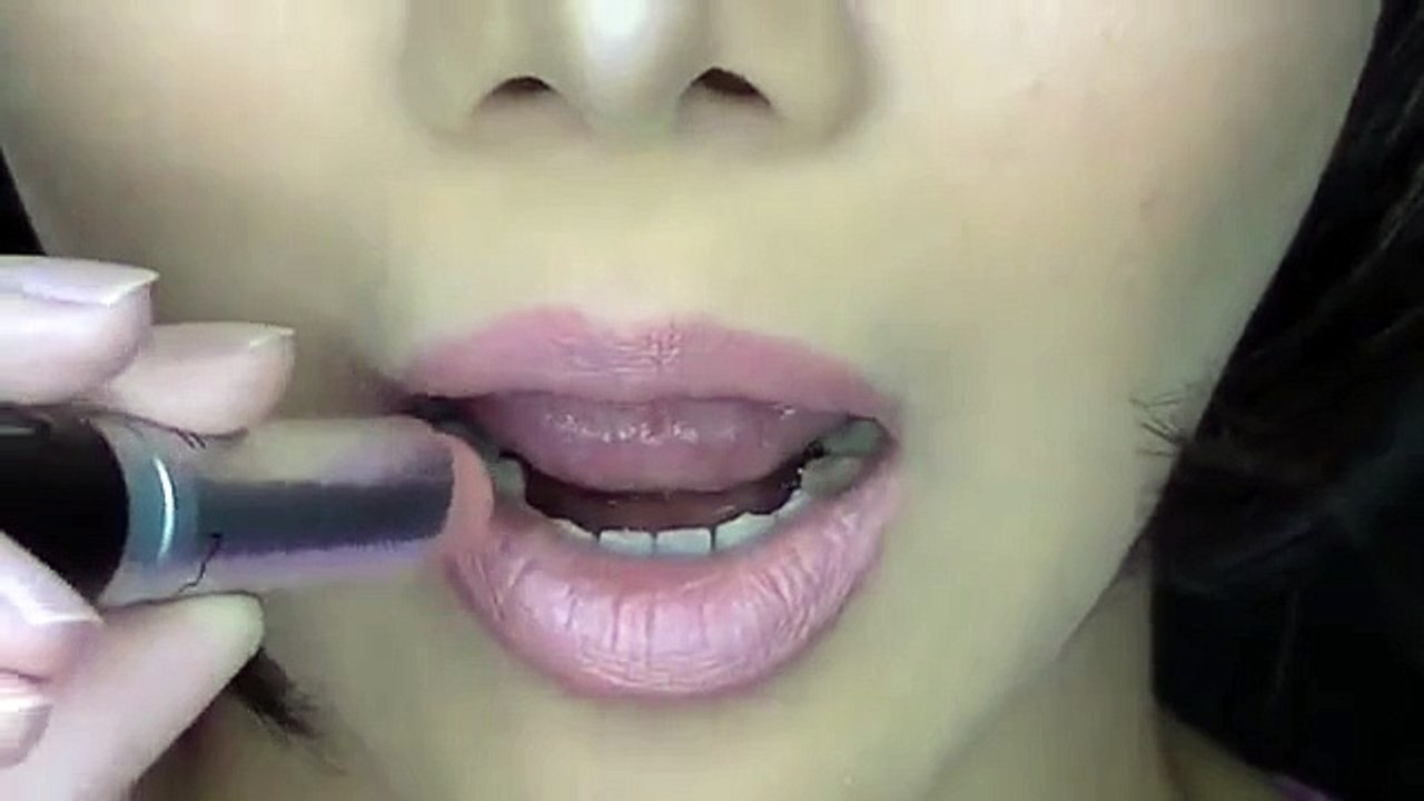 Glitter Bibir (Sparkling Lips)