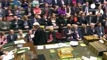 Regno Unito vota in favore raid contro Isis in Siria