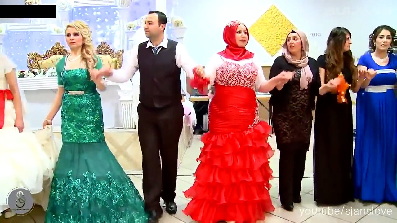 Beautiful Pashto tapay with girls Dance HD