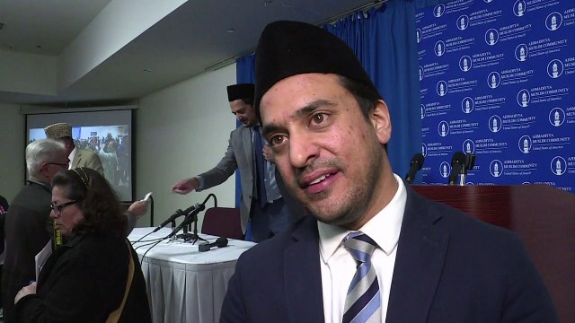 Muslims hold prayer vigil for San Bernardino shooting victims