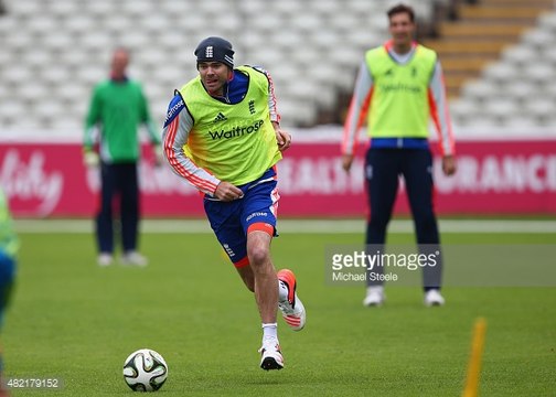 Top 5 Amazing Football Skills To Learn Tutorial ● Neymar ● Ronaldo ● HD Zidane ● Ronaldinho