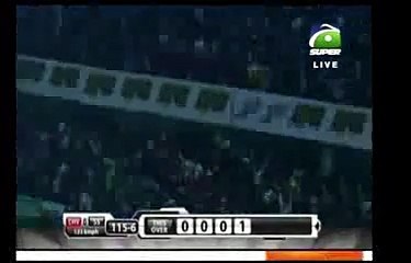 Shahid Afridi Hits A huge Six In BPL 2015