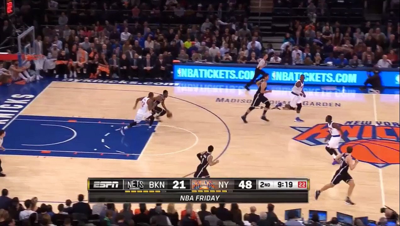 Shane Larkin contre