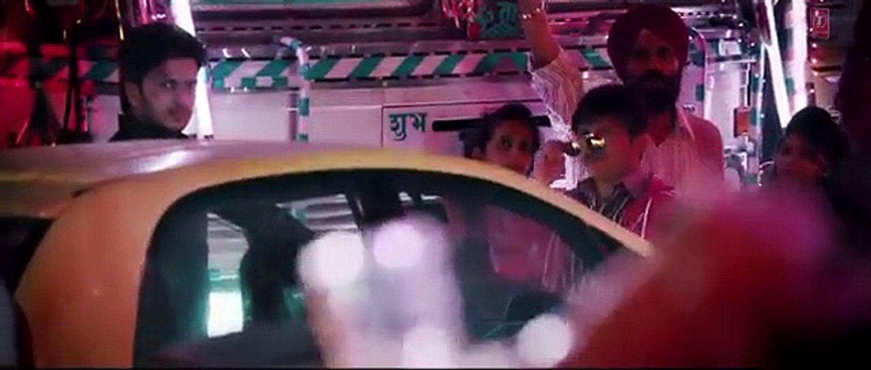 Awari Full Video Song - Ek Villain - Sidharth Malhotra - Shraddha Kapoor - YTPak.com