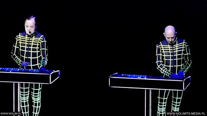 Kraftwerk - Boing Boom Tchak / Techno pop [live in Kraków, 04.12.2015]