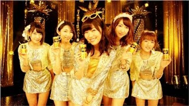 指原莉乃、柏木由紀らAKB48が、お立ち台でノリノリダンス　『ワンダ 金の微糖』新TVCM「男の輝き」編＆メイキング映像
