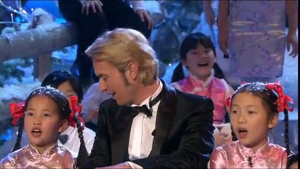 Florian Silbereisen & Chinesischer Kinderchor - O Tannenbaum & Heidschi Bumbeidschi 2009