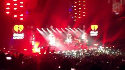 Same Old Love - Selena Gomez at 94.9 Jingle Ball Oakland [Tour 2015]