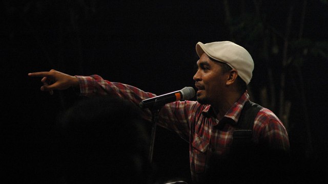 Glenn Fredly - Kasih Putih (Acoustic Karaoke)