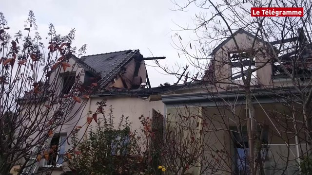 Incendie à Saint-Avé. Deux pompiers blessés