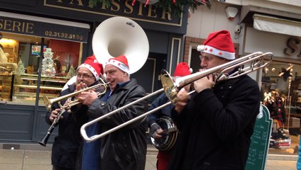 "Les Carottes râpées" animent le marché de Noël