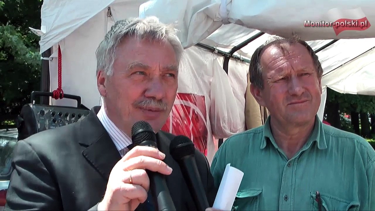 Wynocha z tego kraju! Gawroński był pierwszy niż Stonoga