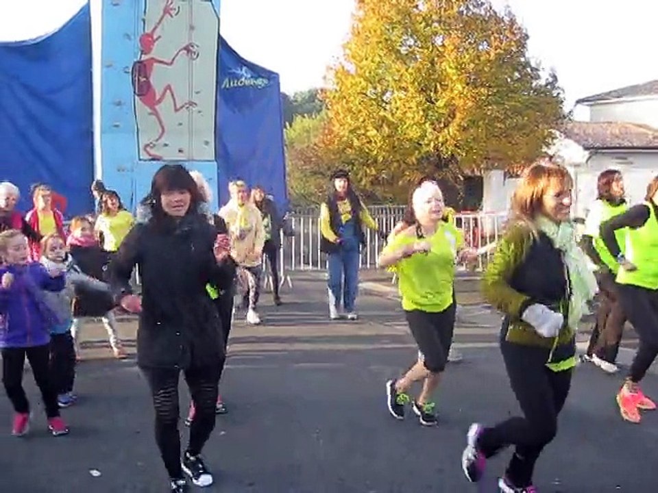 Zumba par Gym volontaire au téléthon 2015
