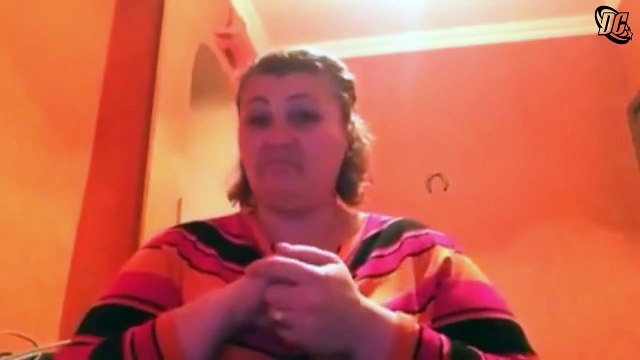 Мать учит ребенка воровство