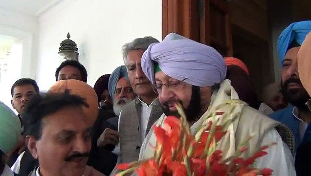 Capt Amarinder Attacking on Akali Dal and Sukhbir Badal at Moti Mahal Patiala